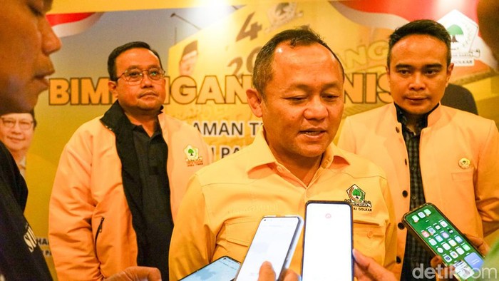 Golkar: Alternatif Jokowi Banyak, Bisa Masuk Golkar-Bikin Partai Sendiri