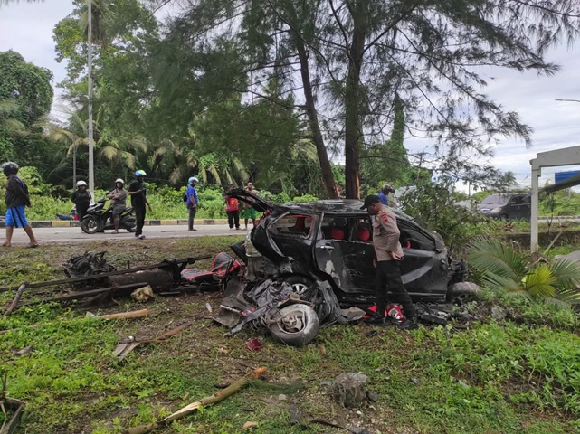 Laka Tunggal di Holtekamp Semua Penumpang Dalam Pengaruh Miras