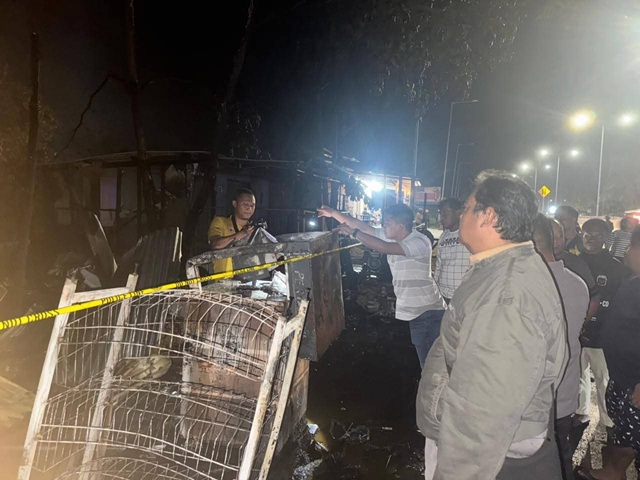 Polisi Selidiki Penyebab Kebakaran di Jalan Raya Holtekamp