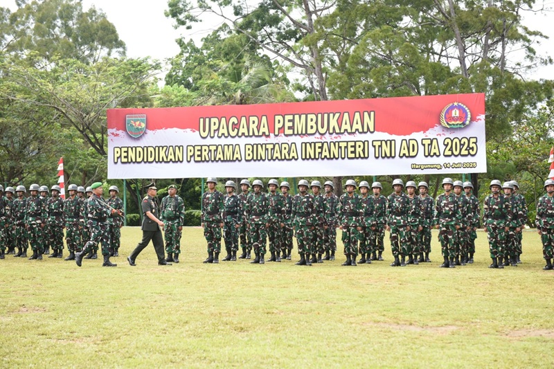 Ikut Dikmaba di Rindam, Ratusan Prajurit Diingatkan Bersaing Secara Sehat