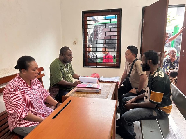 Penyidik Polsek Heram Serahkan Residivis Kambuhan ke Jaksa