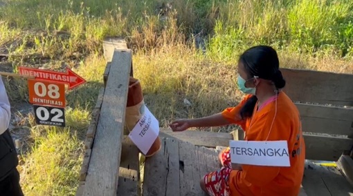 49 Adegan Diperagakan Saat Rekonstruksi Pembunuhan Bayi di Sarmi