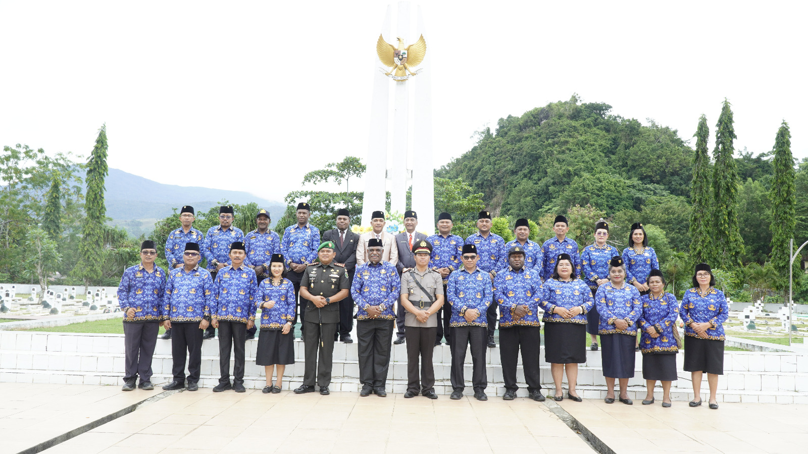 Sambut HUT Korpri, Walikota Jayapura Pimpin Ziarah ke TMP Waena