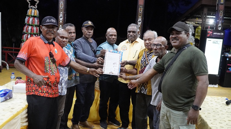 Pemkot Jayapura Berencana Bangun Alun – Alun di Kawasan Wisata Holtekamp