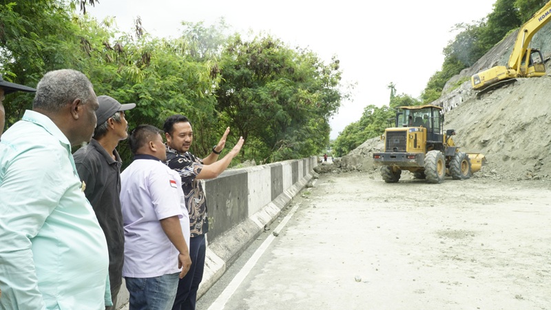 Pemkot Jayapura Ikut Bertanggung Jawab Bersihkan Longsor RingRoad dan Skyland