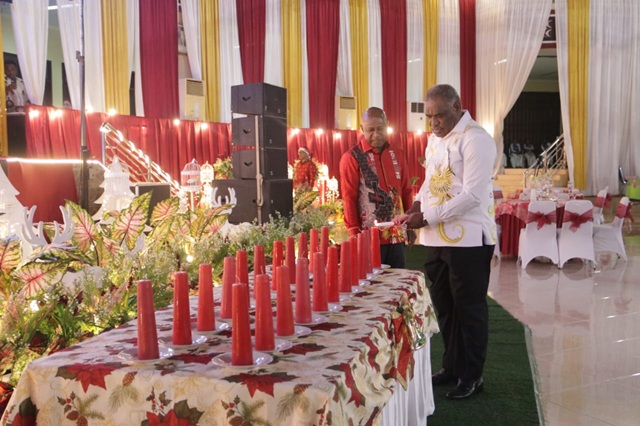 Pemkot Jayapura Gelar Ibadah dan Perayaan Natal Bersama TNI–Polri dan Masyarakat