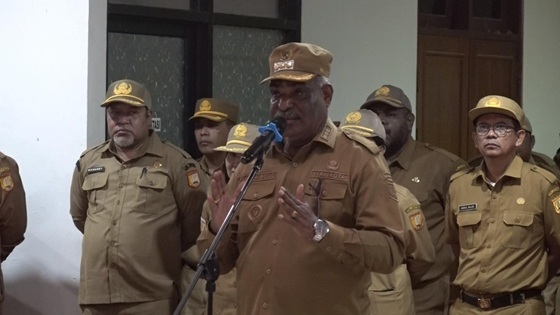 Wali Kota Jayapura Pimpin Apel Perdana Awal Tahun 2026  Tekankan Disiplin dan Pelayanan Publik