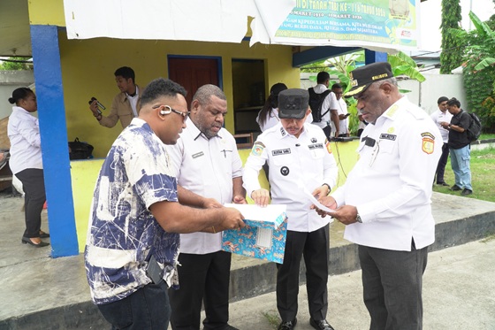 Pemkot Jayapura Tertibkan Kios dan Los di Pasar Entrop, Penghuni Diberi Waktu Dua Hari