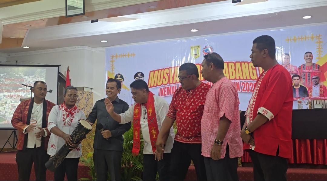 Ketua Terpilih IKEMAL Kota Jayapura Piet Hein Kainama Langsung Tancap Gas