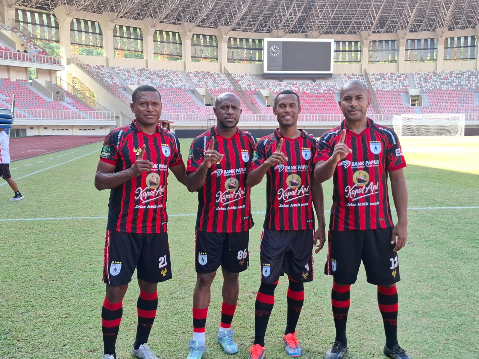 Persipura dan Waktu Tuhan  Oleh : Abdul Munib
