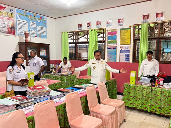 Wakil Walikota Jayapura sidak di SD Inpres Dok IX
